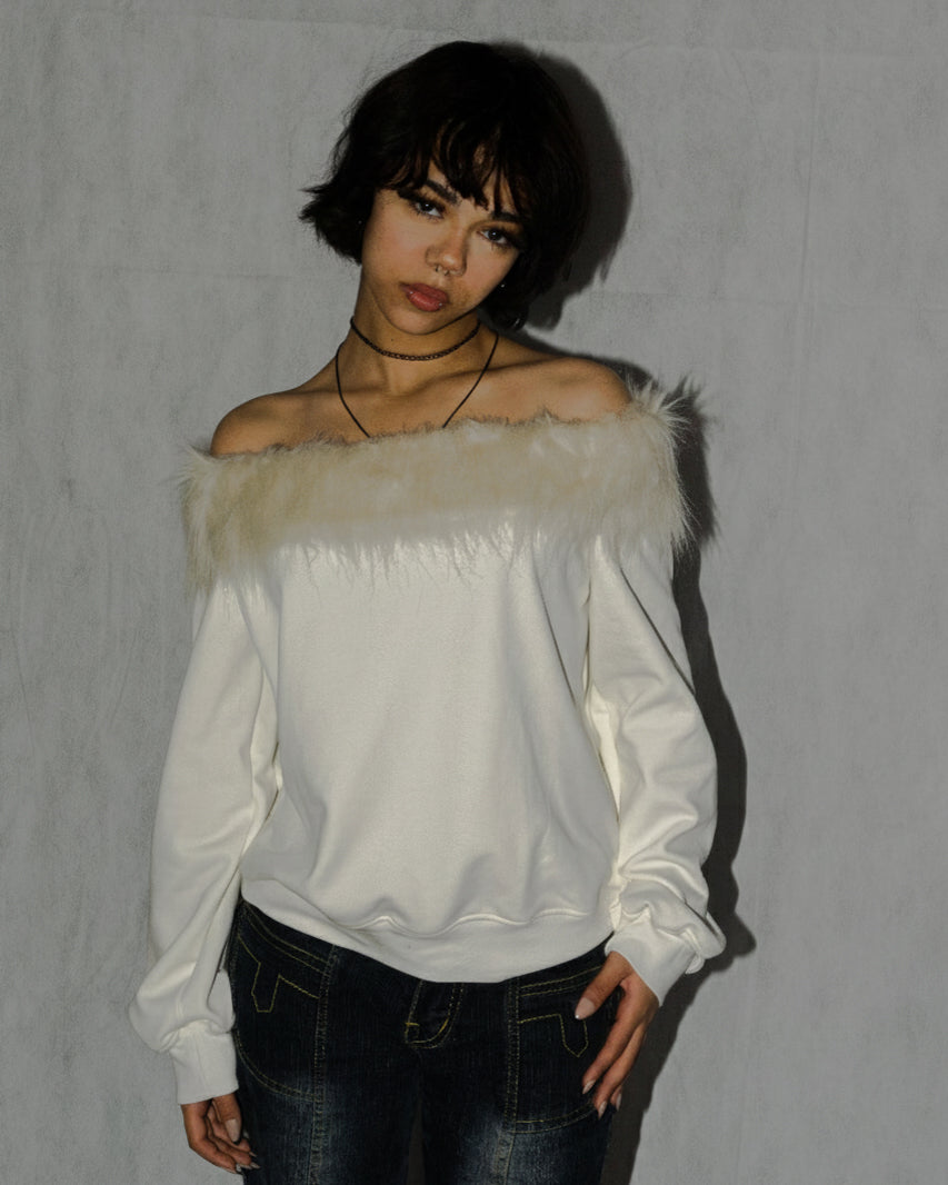 amfy off shoulder fur top